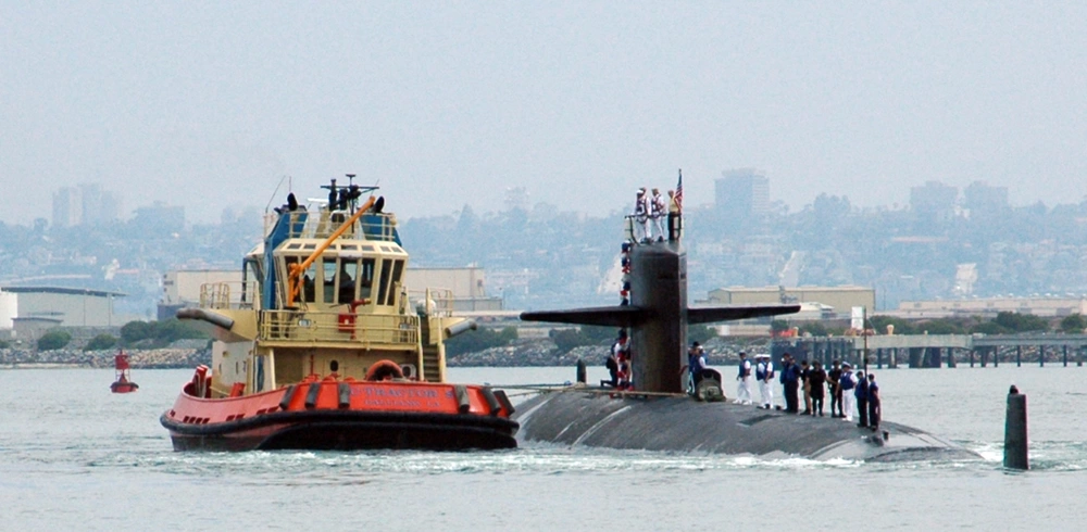 US Navy Sends Submarine to Guantánamo Bay Amid Russian Naval Activity