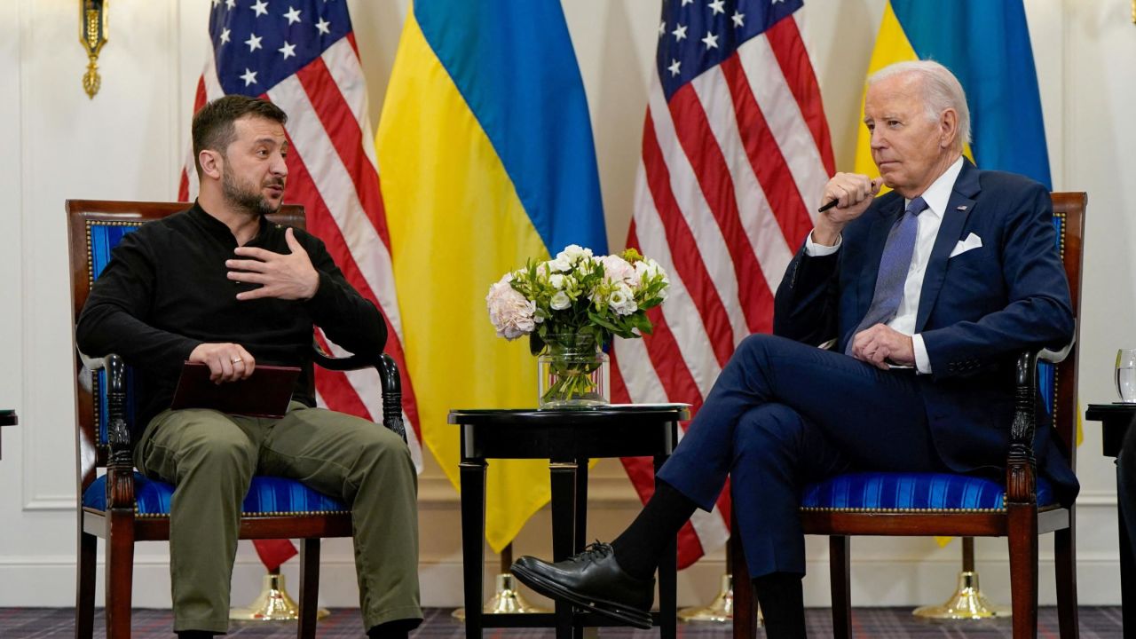 Biden & Zelenskyy to Sign Security Agreement Amid War in Ukraine