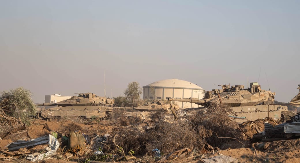 Israeli Forces Announce New Push Into Central Gaza