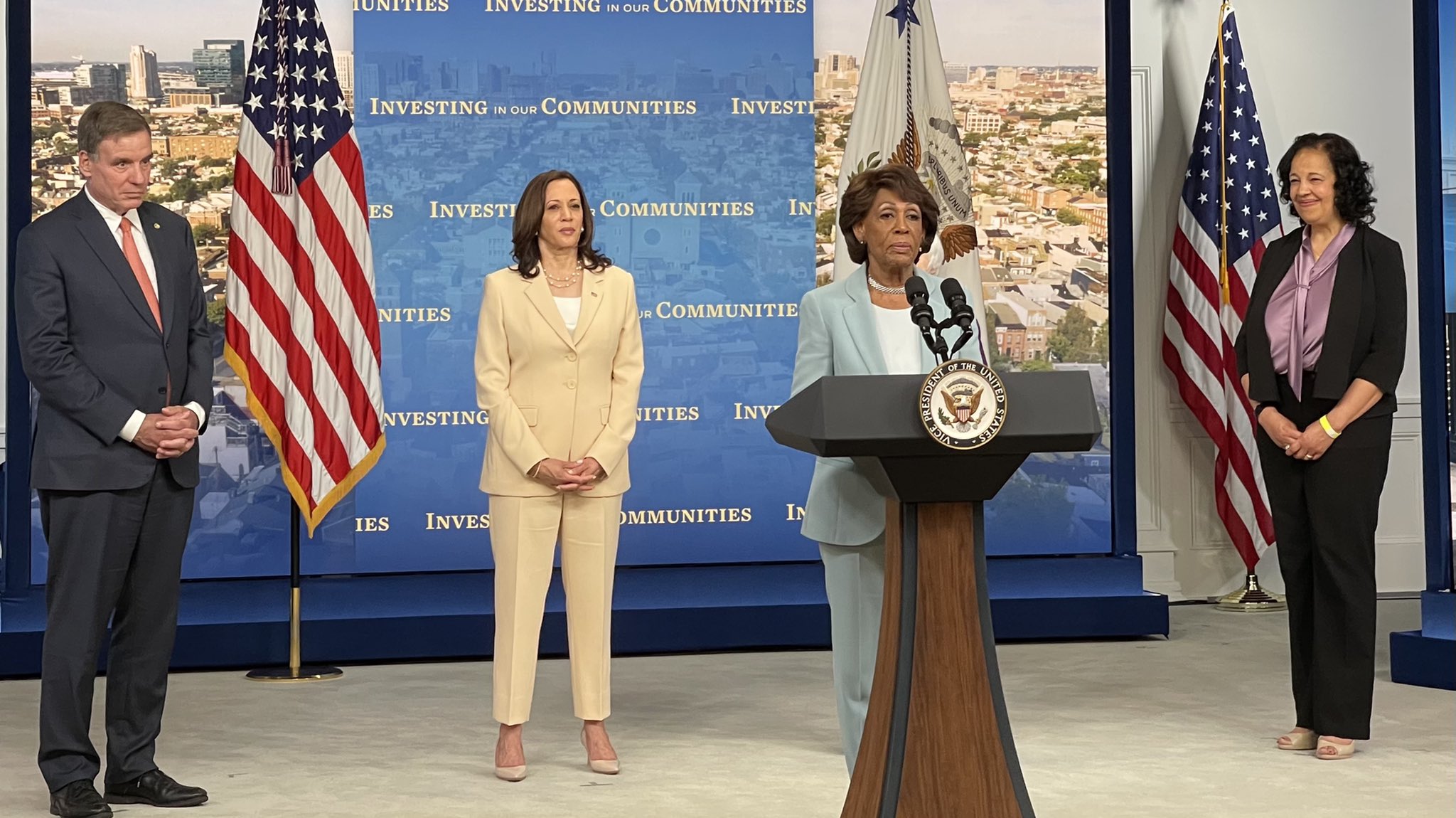Texas Man Sentenced for Threatening Congresswoman Maxine Waters