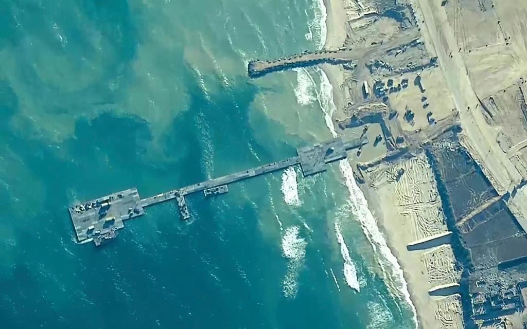 US Humanitarian Aid to Gaza Resumes After Causeway Repairs