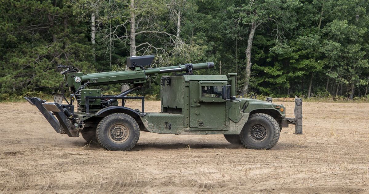 US Defense Contractor Confirms Delivery of Experimental Howitzer System to Ukraine for Live Target Testing