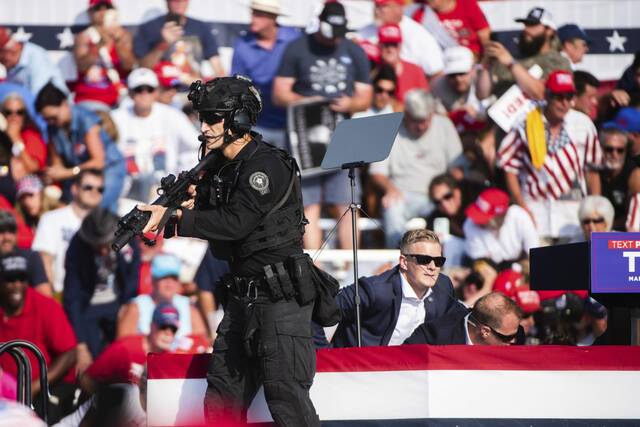 US Senator Demands Answers from DHS Secretary After Whistleblowers Claim Trump Rally Had “Loose” Security