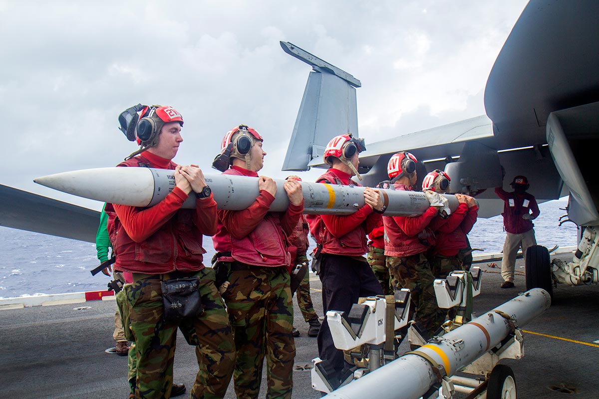 Poland Signs $850 Million Deal with US for Undisclosed Number of Missiles