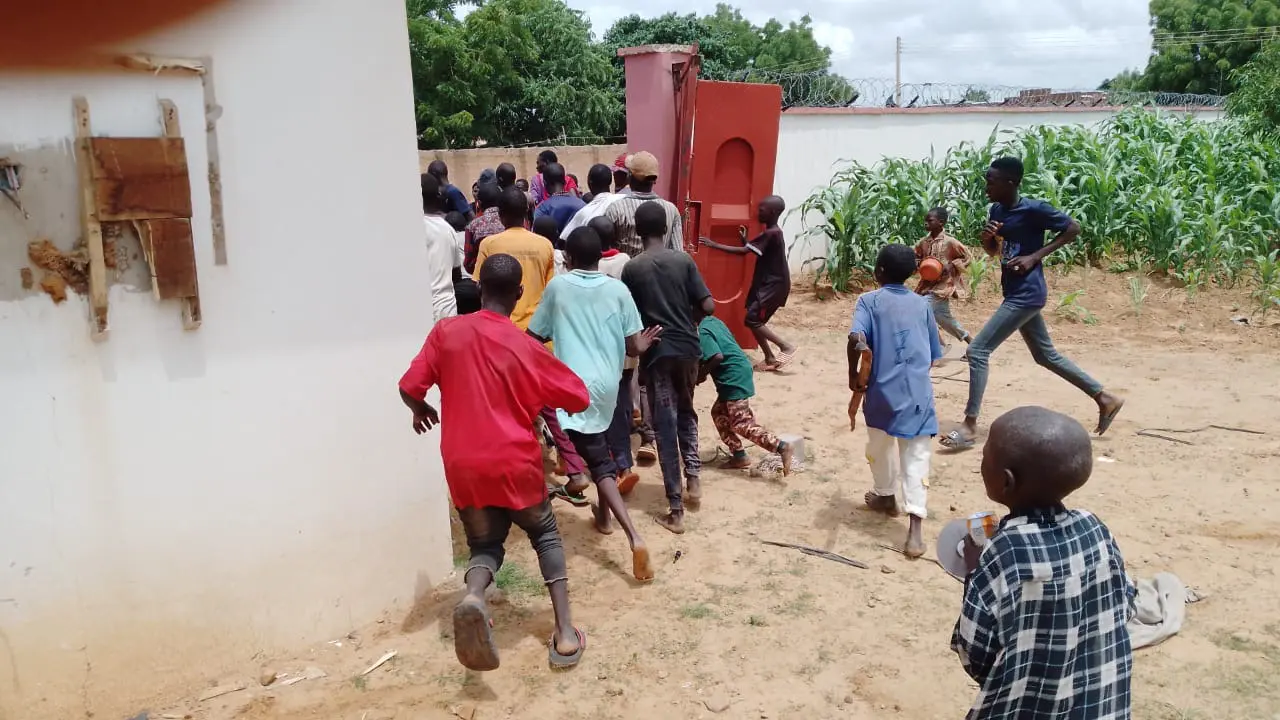 Violent Protests Breakout in Nigeria Over Economy, Mass Looting Reported