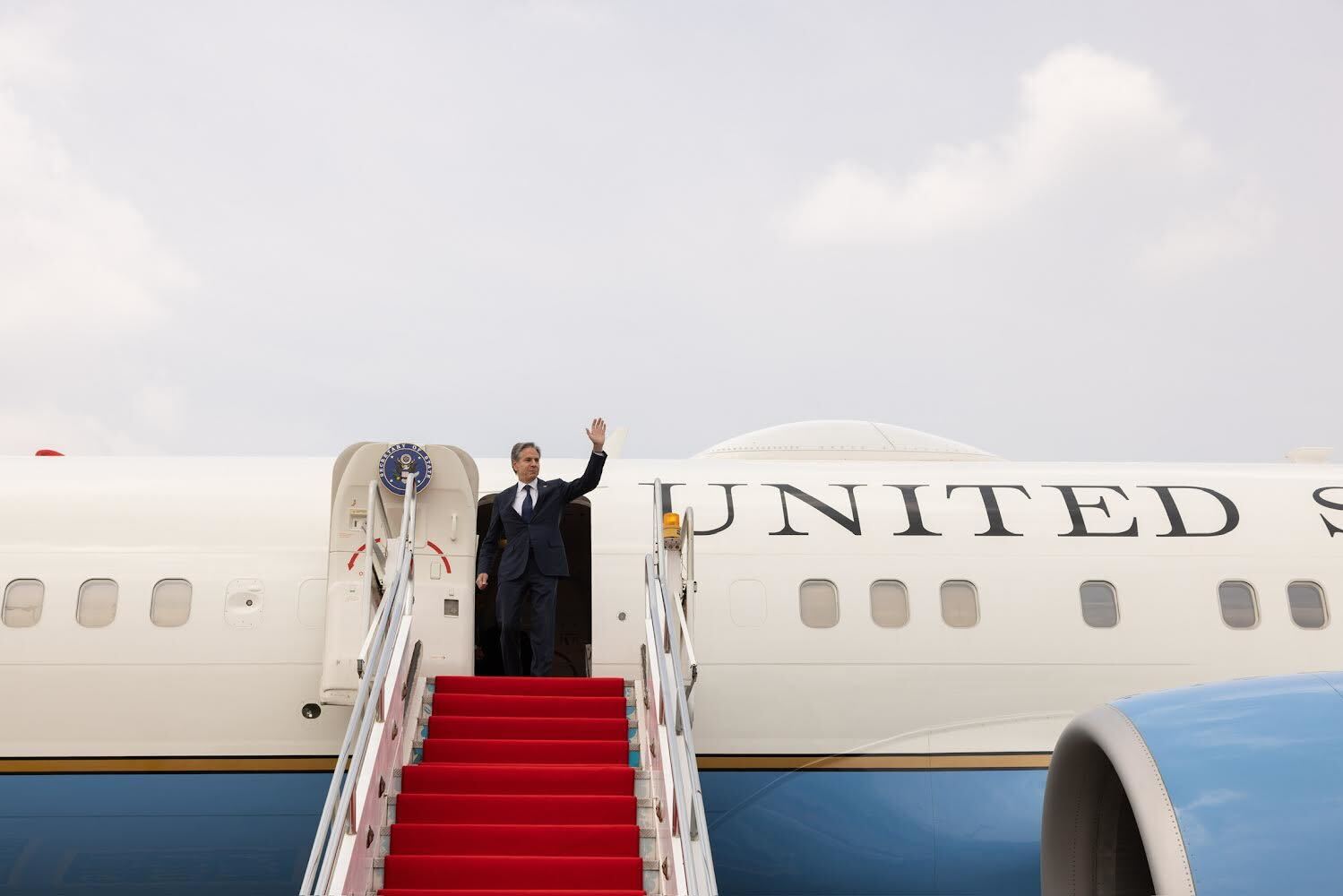 US Sends Top Officials to Middle East to Secure Ceasefire Between Israel, Hezbollah, & Hamas