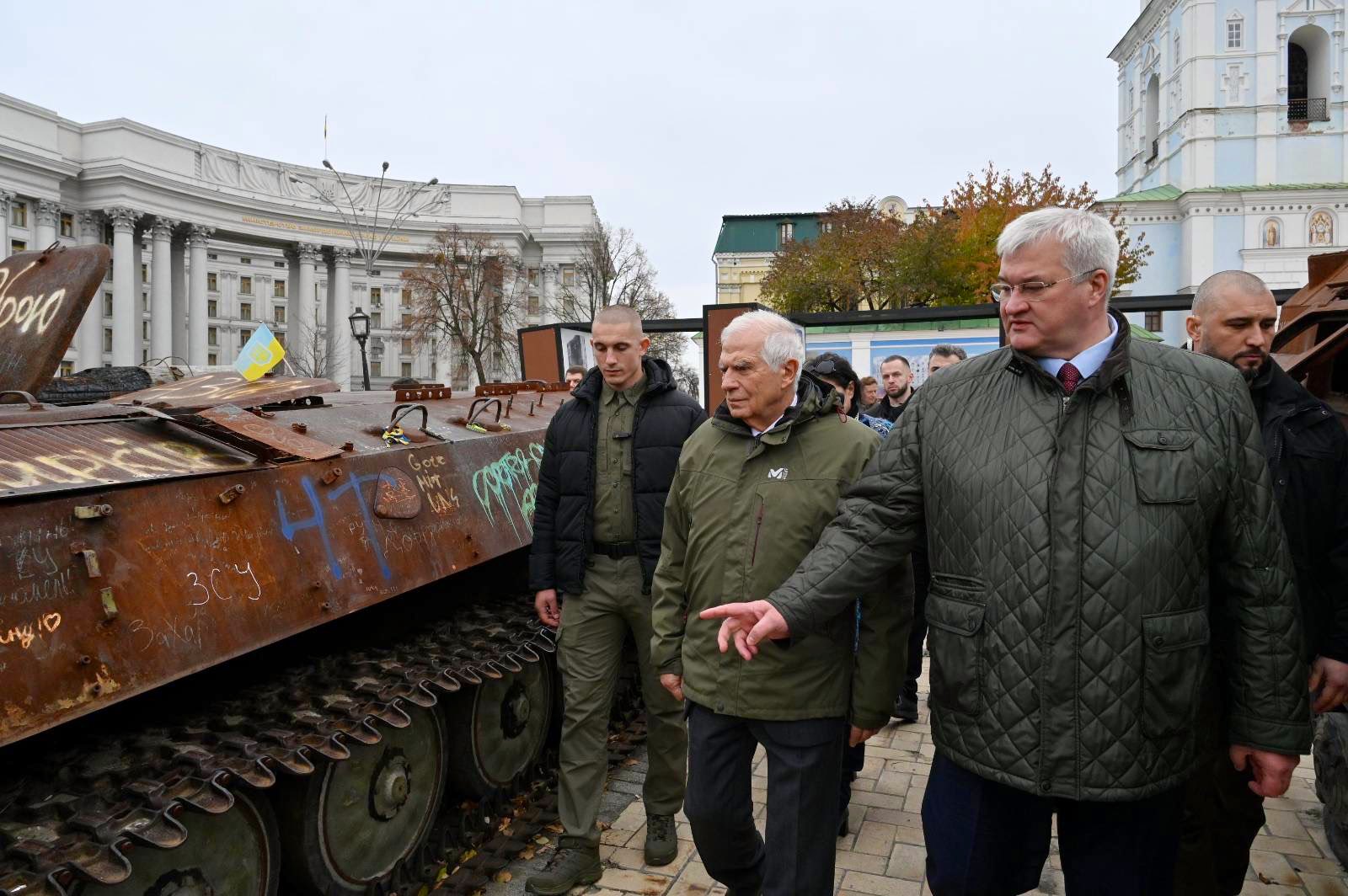 Top EU Official Vows Continued Support for Ukraine Amid Concerns Over Potential US Aid Cuts When Trump Takes Office