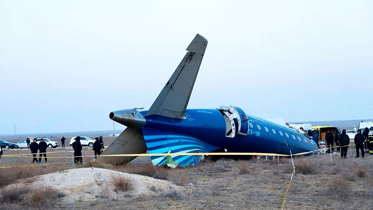 Former CIA Director & Pentagon Head Says Russia Likely Shot Down Azerbaijan Airlines Flight