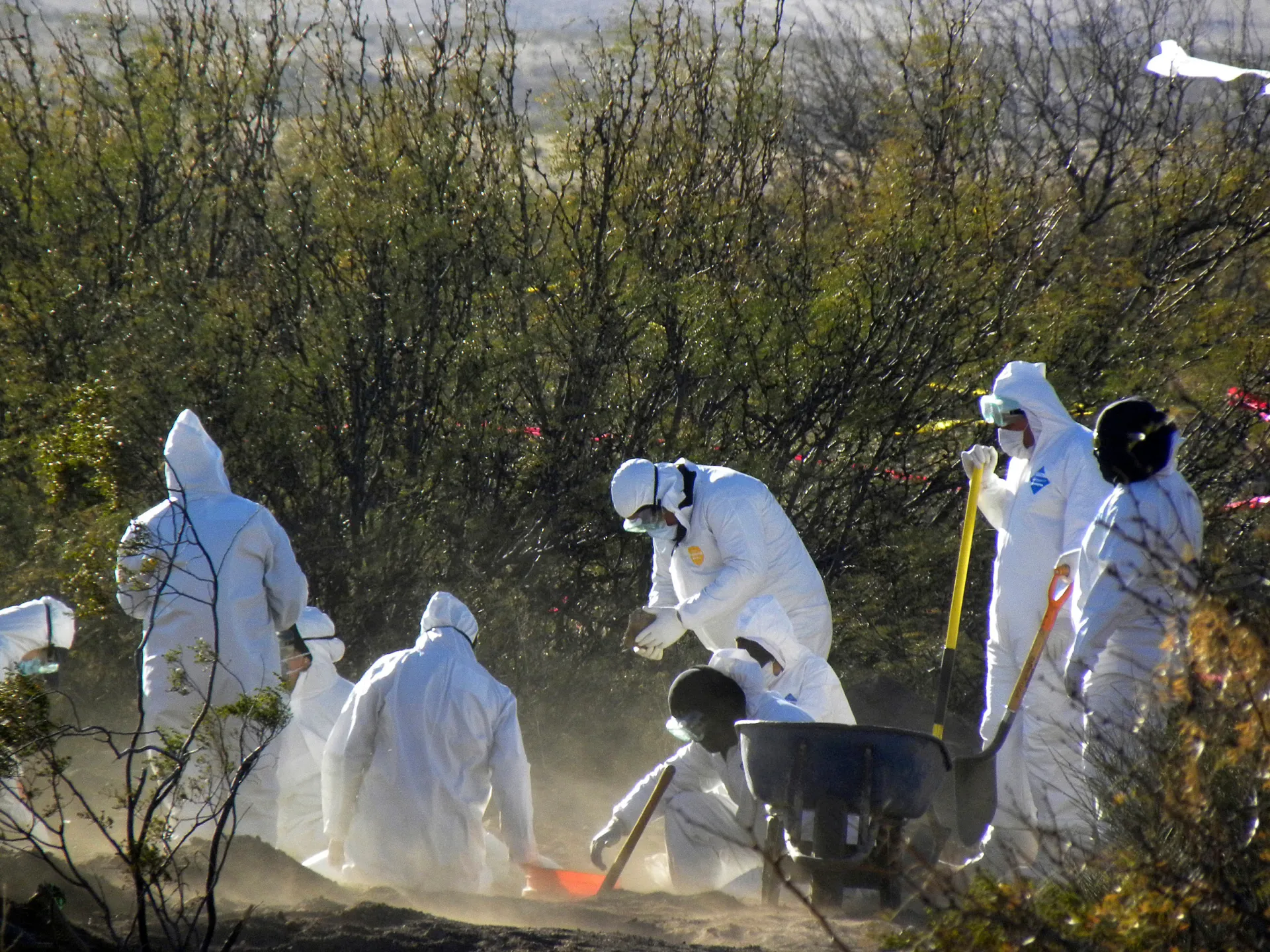 Mexican Authorities Locate Graves of 12 People in Desert, Believed to Be Victims of Cartel Violence