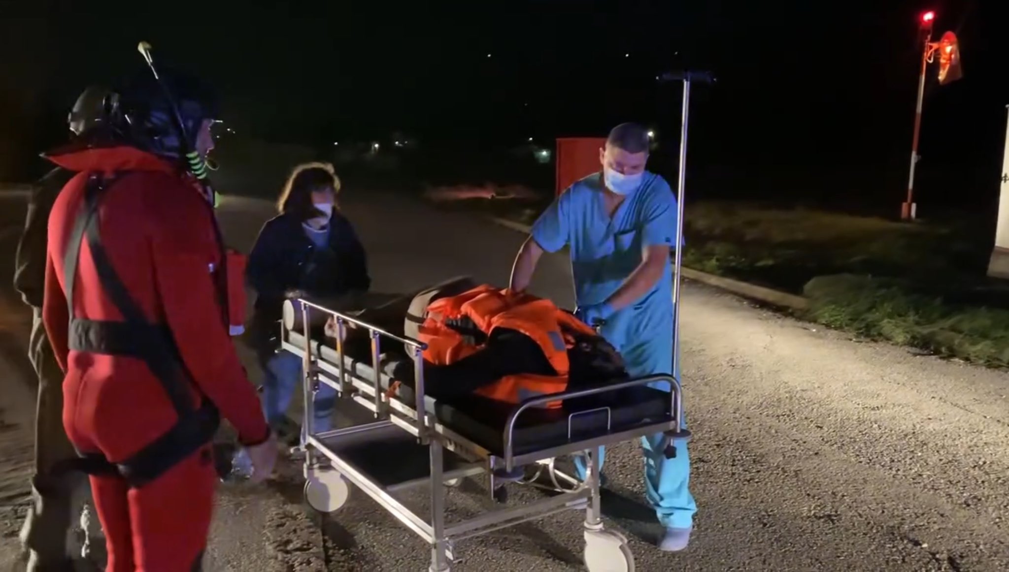 5 Dead, 40 Missing After Migrant Boat Capsizes in Greece