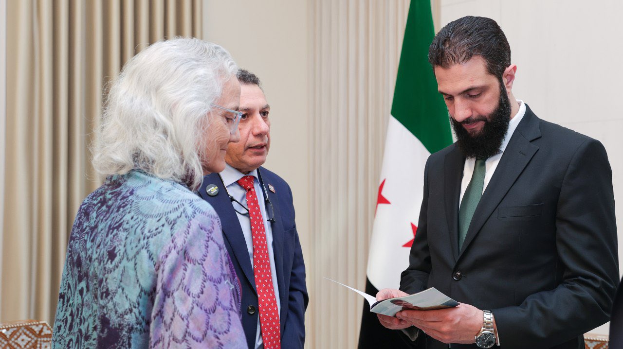 New Syrian Leader Meets With Mother of Abducted American
