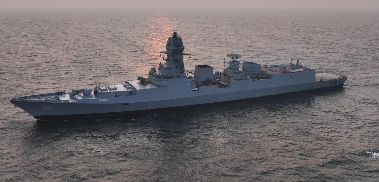 India Rolls Out Three New Naval Ships in One Day, Sets Eyes on China’s Growing Regional Presence