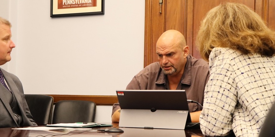 Senator John Fetterman Calls on Trump to Allow Transgender Individuals in Military, Calls it “not woke shit”