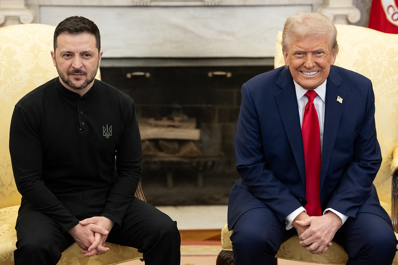 Trump Criticizes Zelenskyy, Accuses Him of Prolonging War
