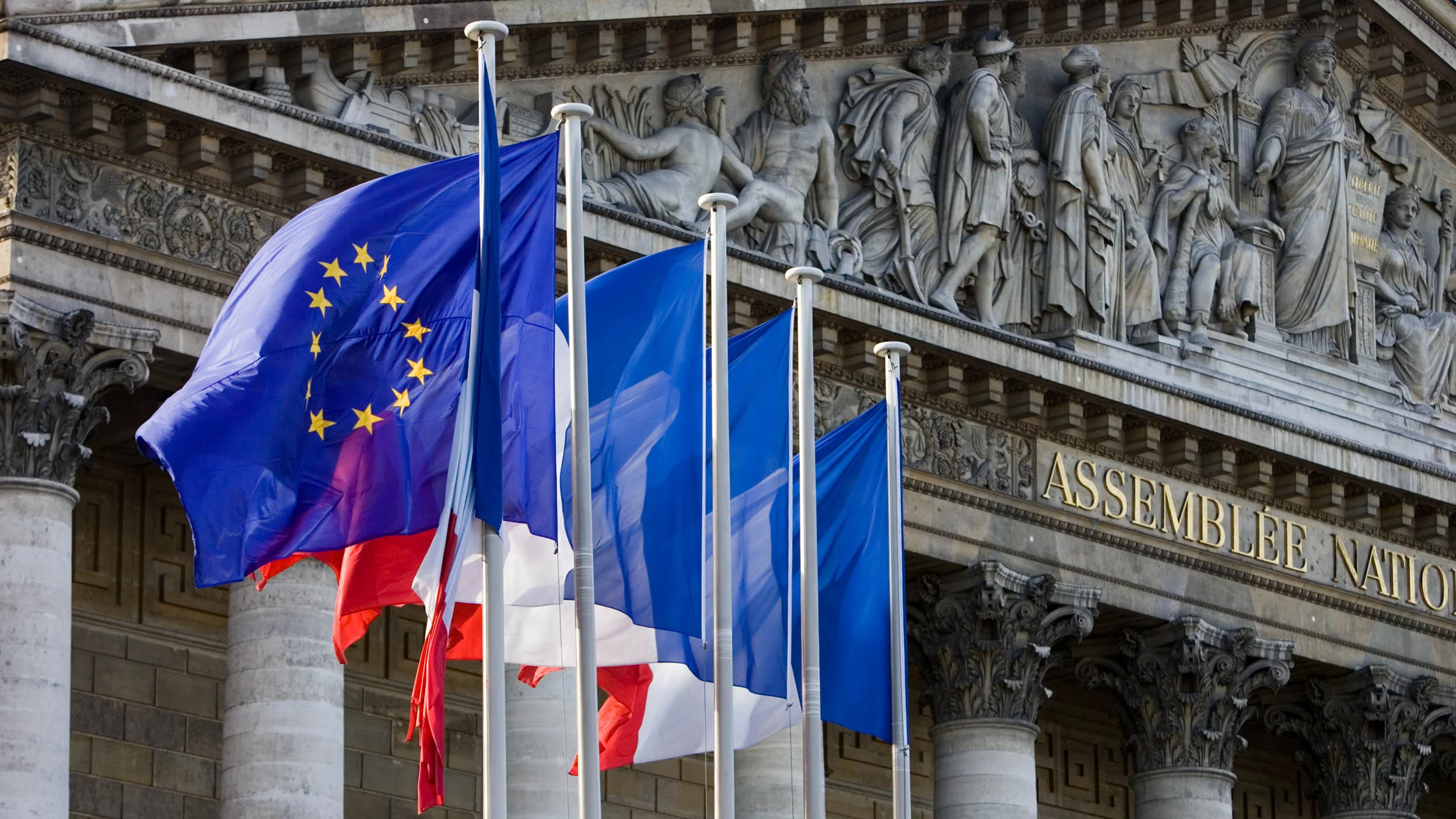French Lawmakers on Both Sides of the Aisle Criticize Trump’s Decision to Pause Aid to Ukraine