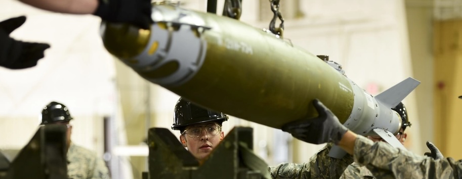 US Announces $1.9 Billion Arms Sale to Qatar, Follows Similar Deal with Saudi Arabia