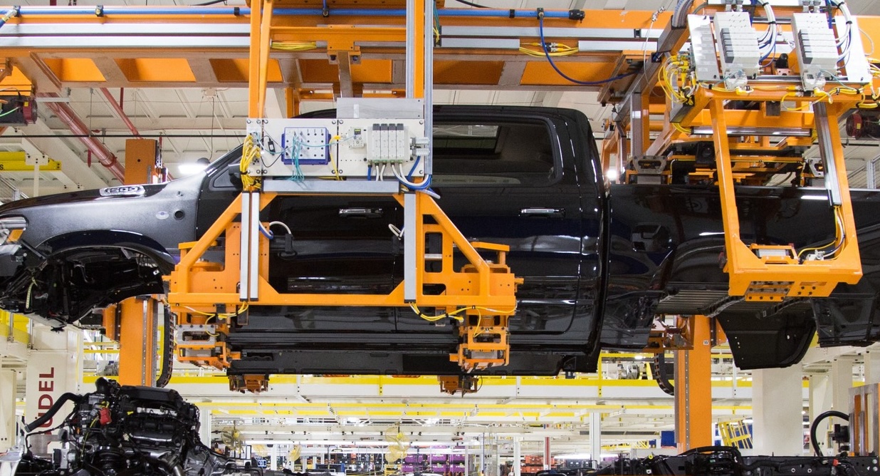 Stellantis Announces Suspension of Production at Major Assembly Plants in Mexico & Canada