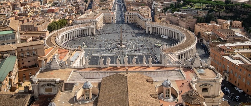 Top US Official Indicates Vatican Could Hold Ceasefire Talks Between Ukraine & Russia