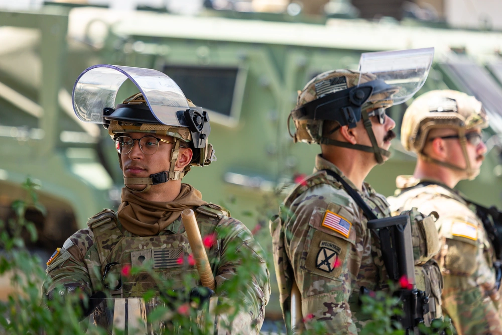 California Governor Says Trump Deploying Another 2,000 National Guard Troops to LA, Bringing Total to Over 4,000
