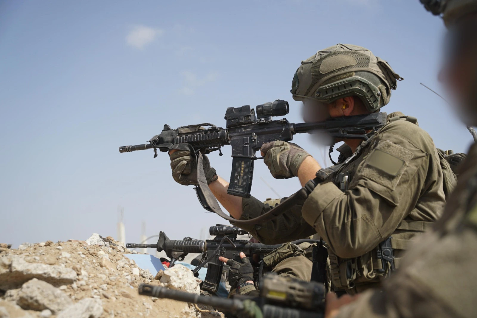 Israel Announces Call Up of 60,000 Reservists for New Offensive in Gaza