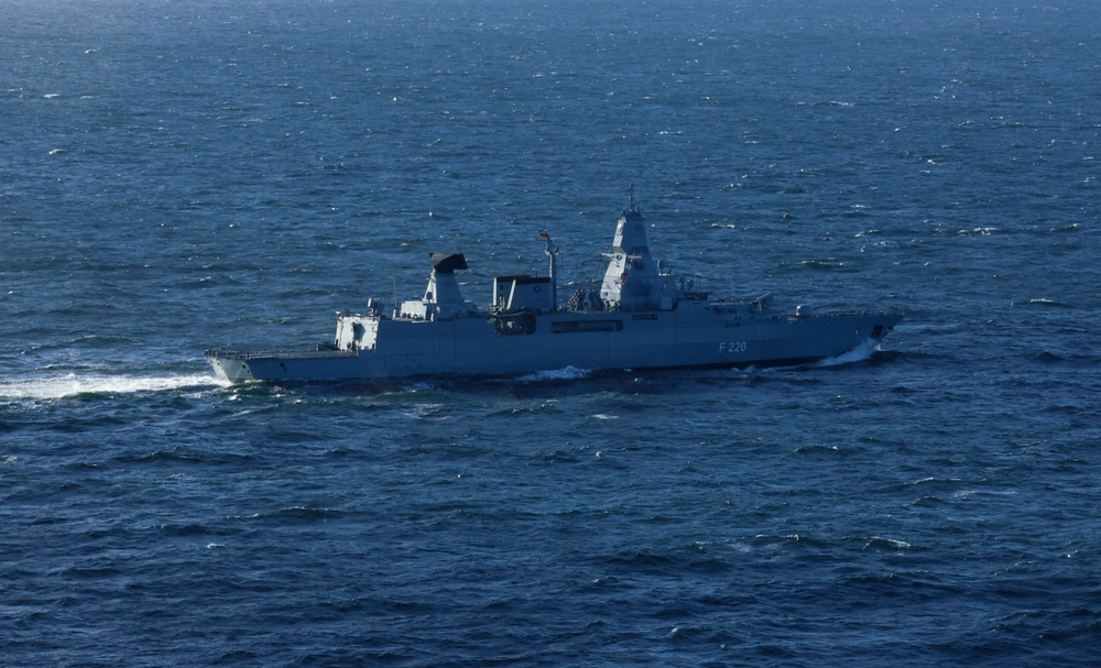 Russian Fighter Jet Flies Multiple Times Over German Frigate Operating in the Baltic, Top German Official Raises Concerns