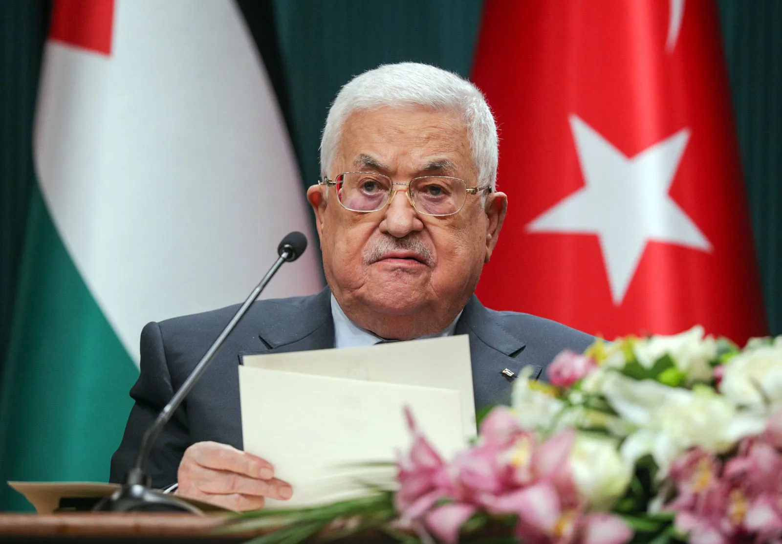 Palestinian Authority President Calls on Hamas to Surrender Weapons, Condemns October 7 Attack; Accuses Israel of Committing War Crimes in Gaza