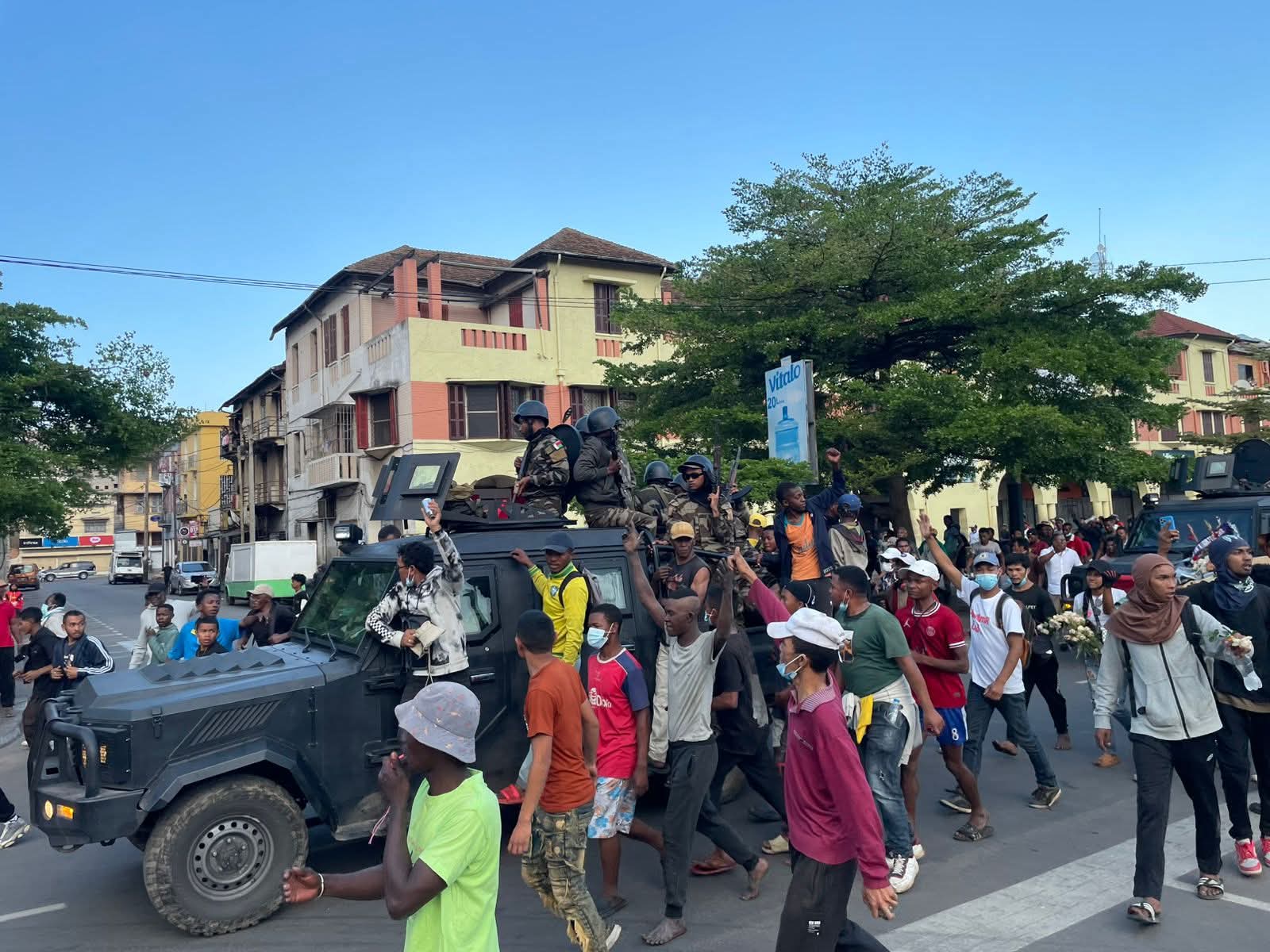 Some Madagascan Soldiers Join Anti-Government Protesters, Reports of Possible Coup