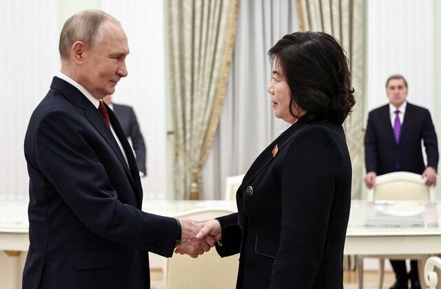 Top North Korean Official Meets with Putin, Vows to Continue Strengthening Relations