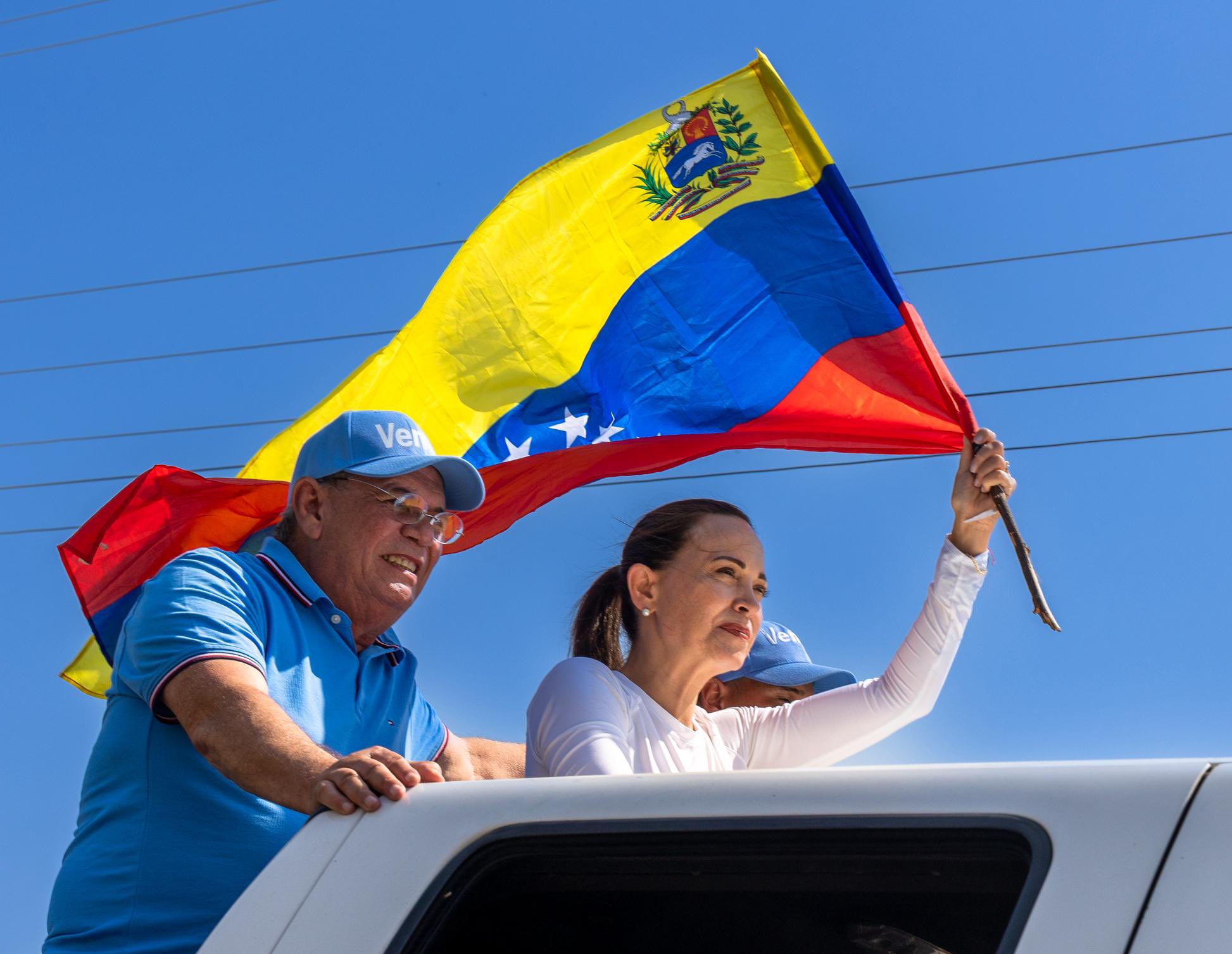 Report: US Carries Out Secret Operation to Bring Venezuelan Opposition Leader in Hiding Out of Country