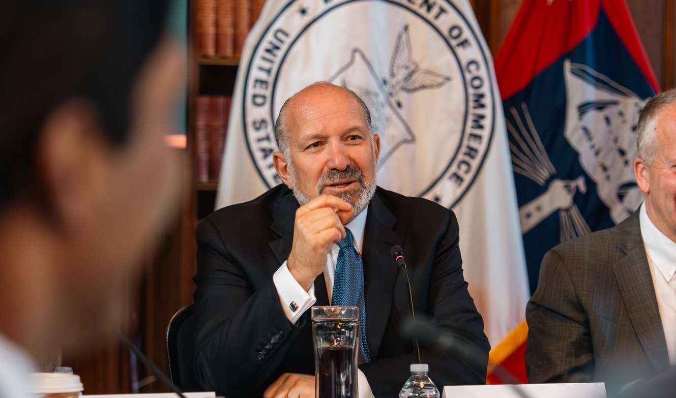 Commerce Secretary Howard Lutnick Agrees to Testify Before House Committee Investigating Epstein