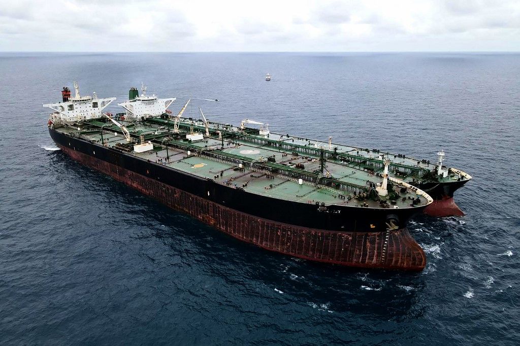 US Slaps Sanctions on Chinese Refinery and 40 Tankers Moving Iranian Oil to China