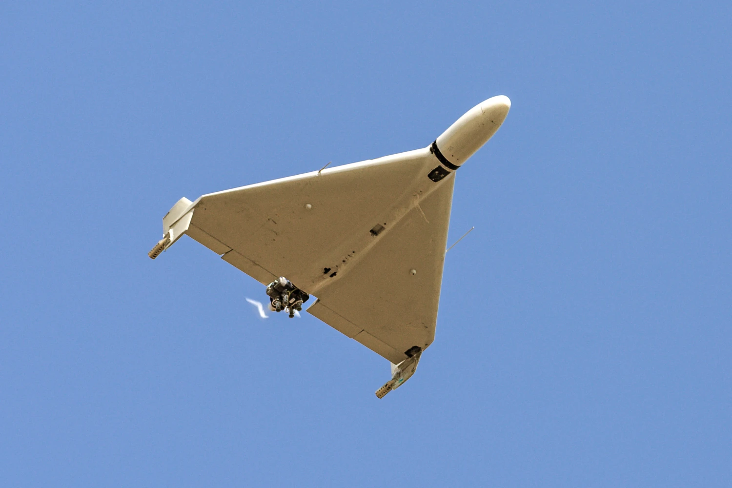Former Governor of Florida Raises Concerns Over Reports of Iranian Kamikaze Drones in Cuba