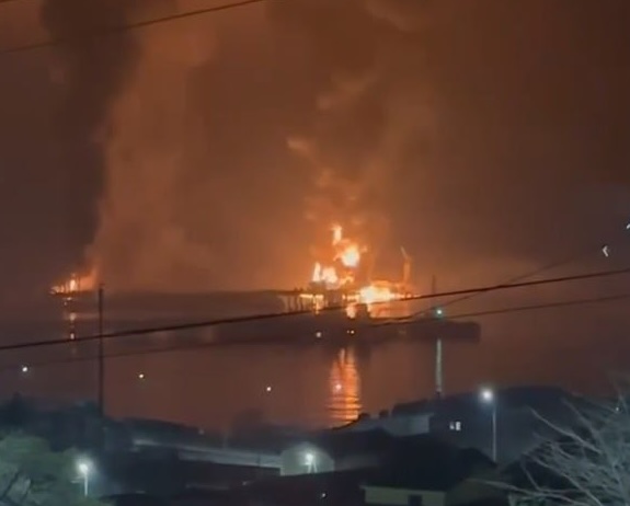 Ukrainian Strikes Hit Russian Naval Vessel and Energy Infrastructure in the Black Sea