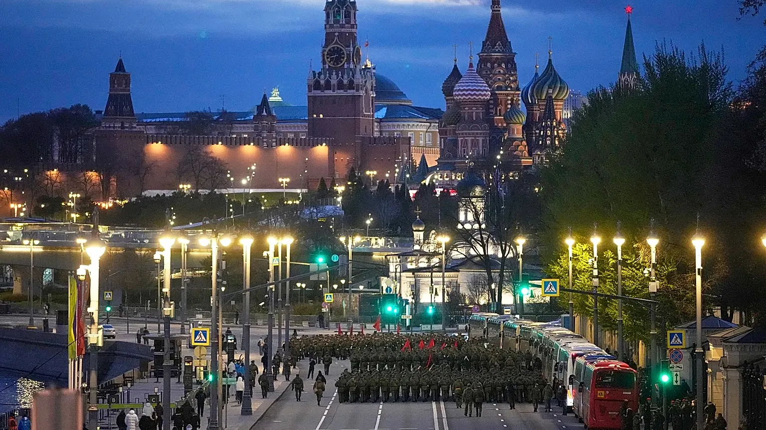 Russia Cuts Mobile Internet Across Major Cities Ahead of Victory Day Parade