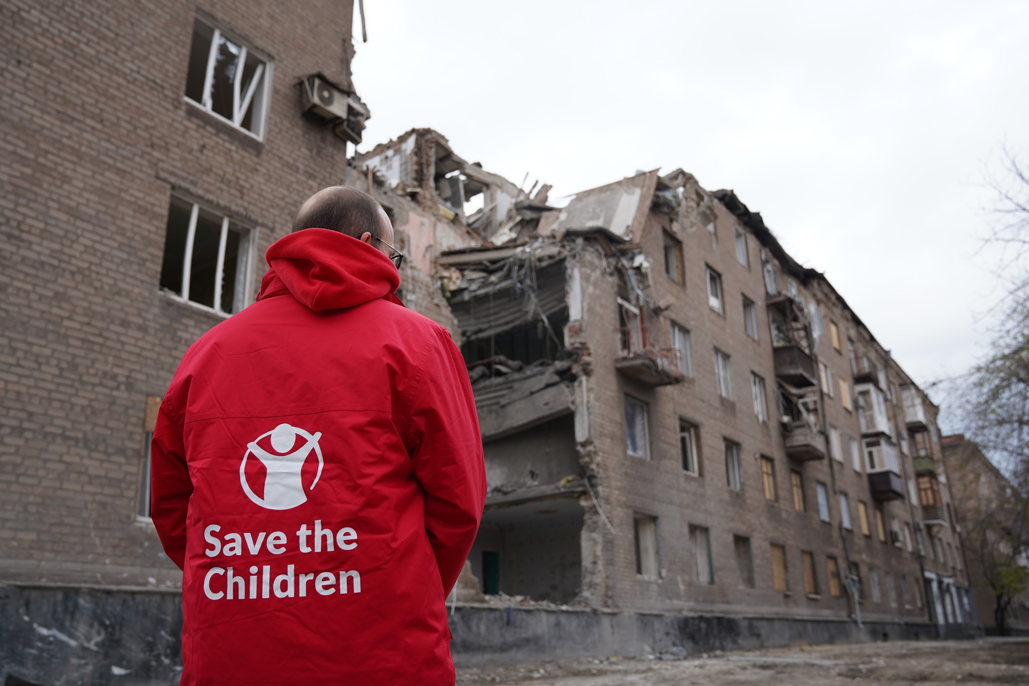 UK, EU, & Canada Hit Russia With Sanctions Over Forced Deportation of Ukrainian Children