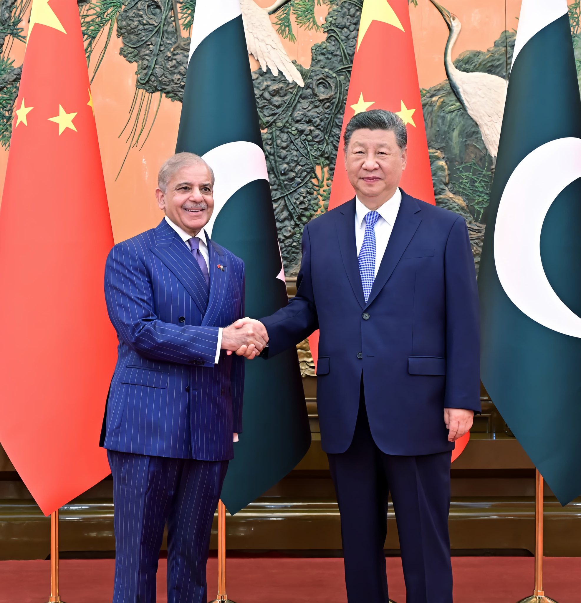 China and Pakistan Strengthen Ties & Expand Trade Routes, India Pissed