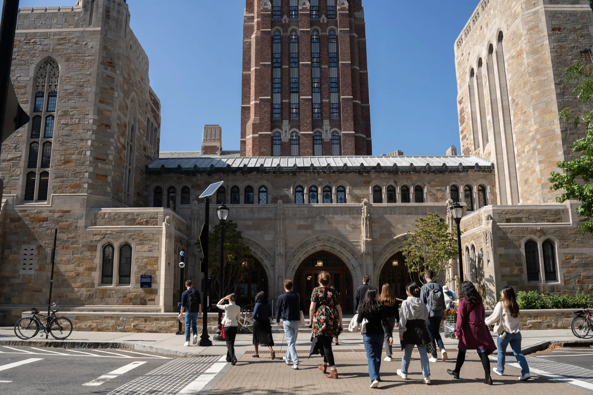 DOJ Accuses Yale Medical School of Favoring Black & Hispanic Applicants