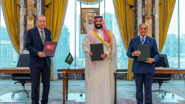 Saudi Arabia, Pakistan, & Turkey Sign Defense Pact Treating an Attack on One as an Attack on All