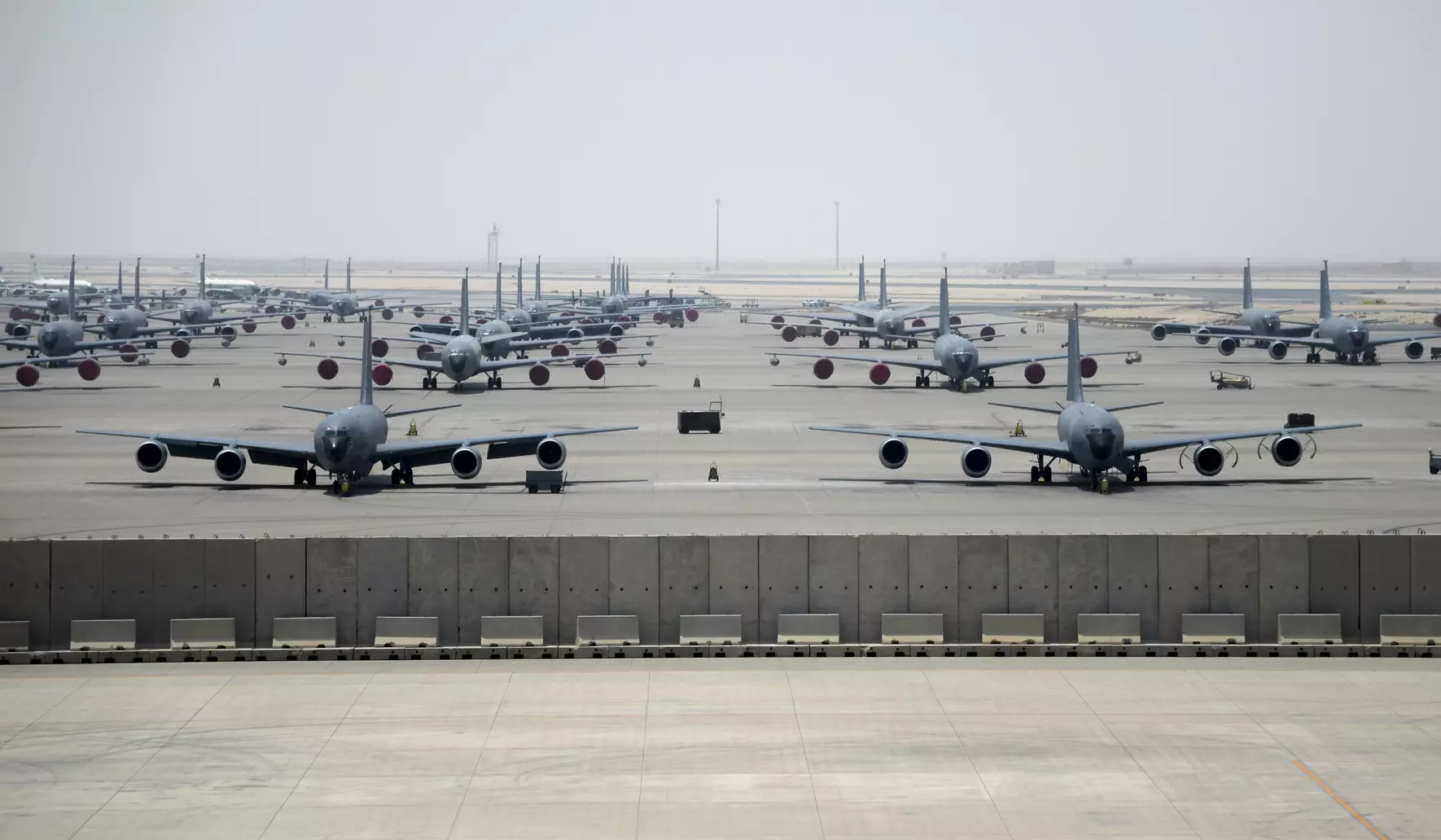 Democratic Senator Says Pentagon Blocked Him From Qatar Air Base to Hide Iran War Damage