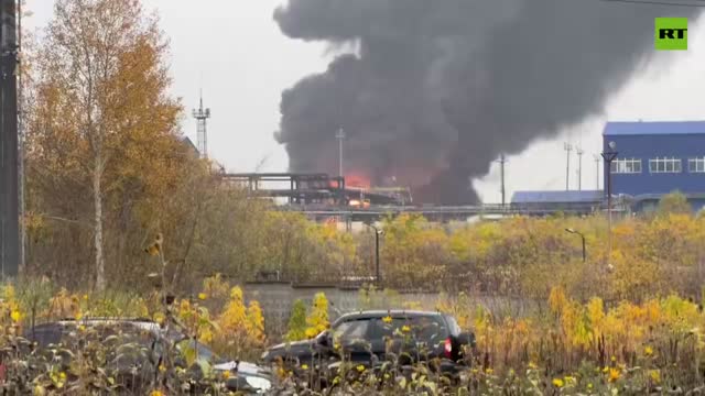 Ukraine Resumes Refinery Strikes After Russia Ignores Trump’s Energy Ceasefire