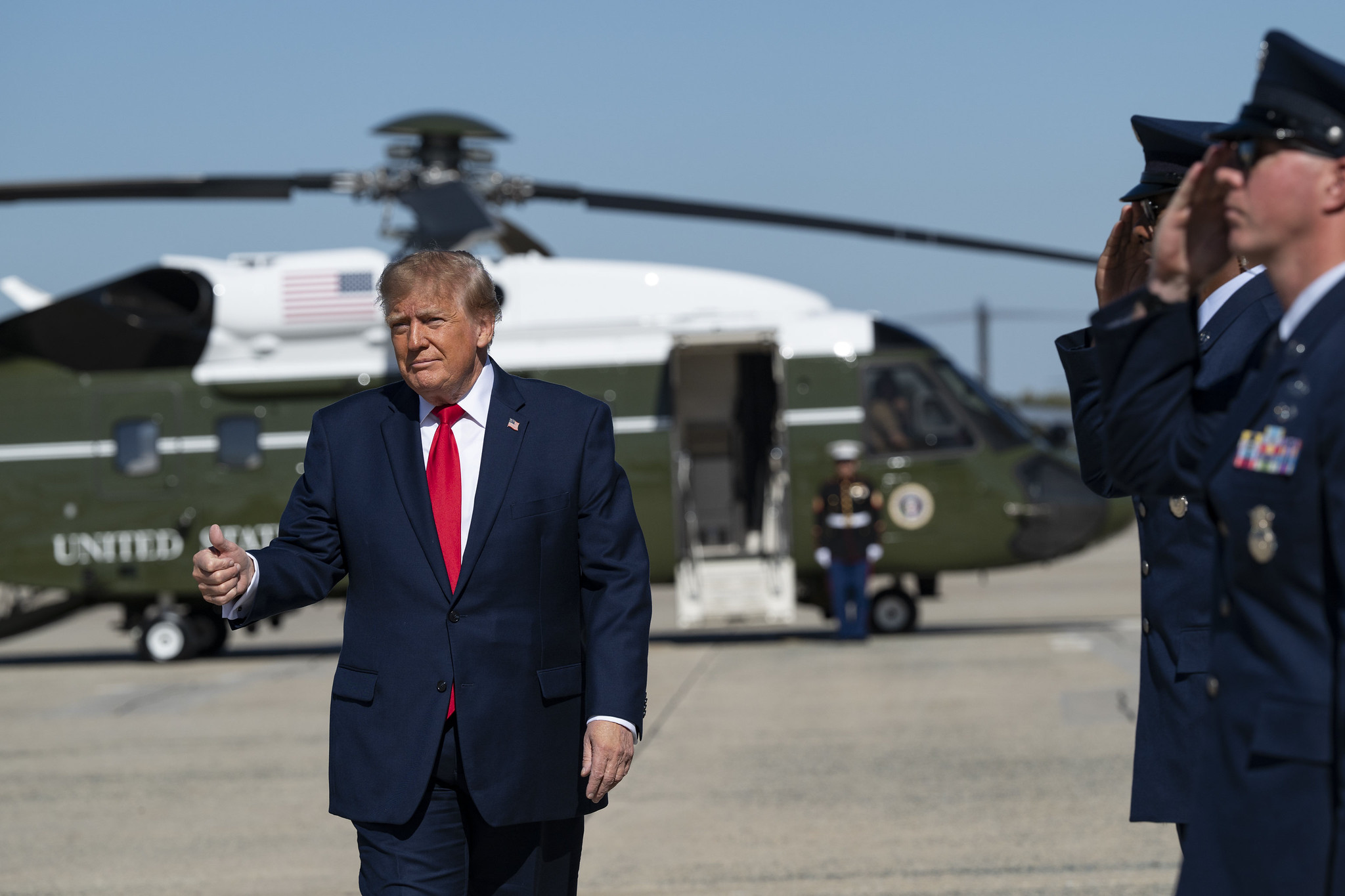 Trump Points to Venezuelan Oil Shipments as Proof Gas Prices Will Drop, Critics Aren’t Convinced